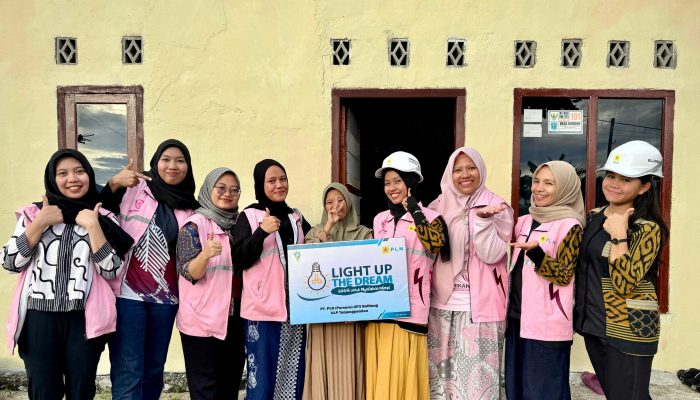 Jelang Harla Pancasila, Srikandi PLN Belitung Salurkan Listrik Gratis untuk Warga Prasejahtera
