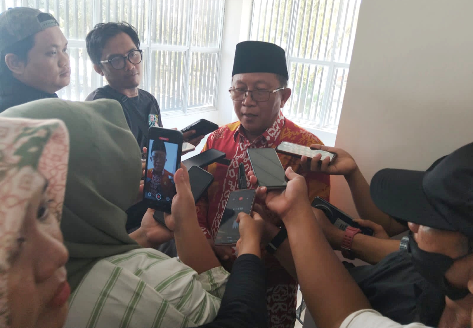 Baznas Pangkalpinang Salurkan Dana Zakat Rp1,9 Miliar, Fokus ke Pendidikan hingga Kesejahteraan