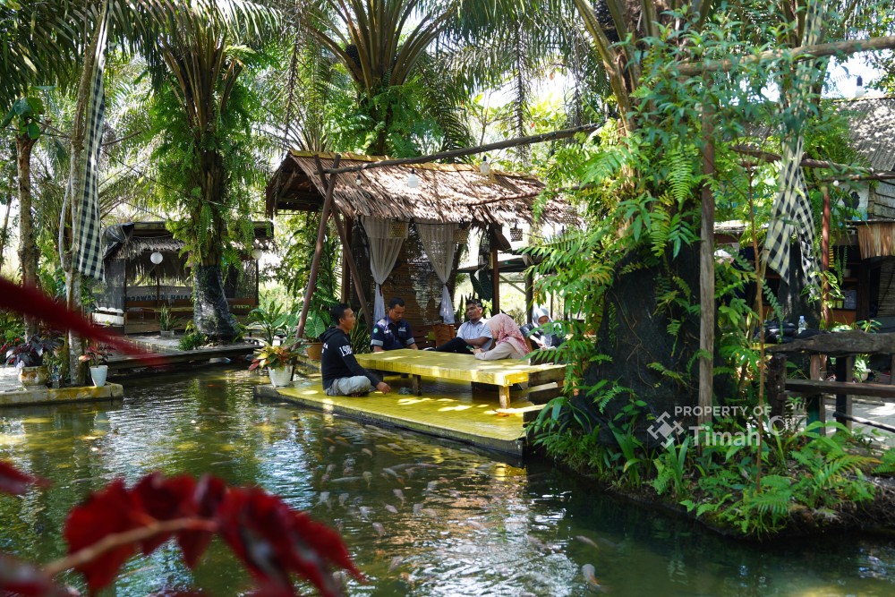 Lahan Bekas Tambang Disulap Jadi Wisata Kuliner, Ini Cerita Inspiratif Awek Fishing & Resto