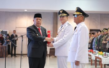 Hidayat Arsani Lantik Bupati dan Wakil Bupati Bangka Barat, Ajak Sinergi Bangun Babel