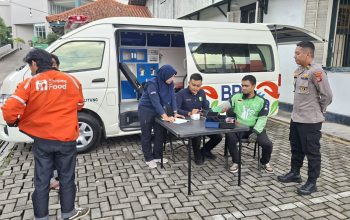 Cek Kesehatan Gratis, Ojol di Pangkalpinang Dapat Perhatian Polri Jelang HUT Bhayangkara