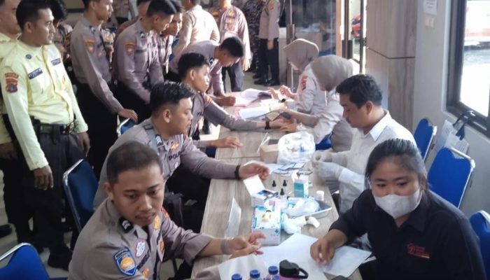 Aksi Kemanusiaan di Mapolres Bangka Barat: 55 Kantong Darah Terkumpul untuk Sesama