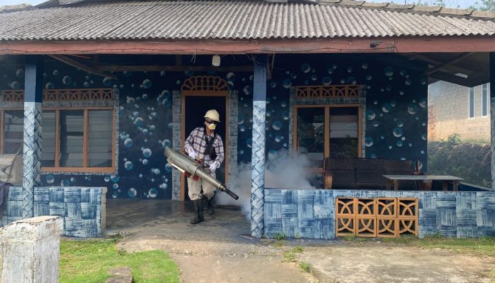 Cegah DBD, PT Timah Lakukan Fogging di Desa Gemuruh