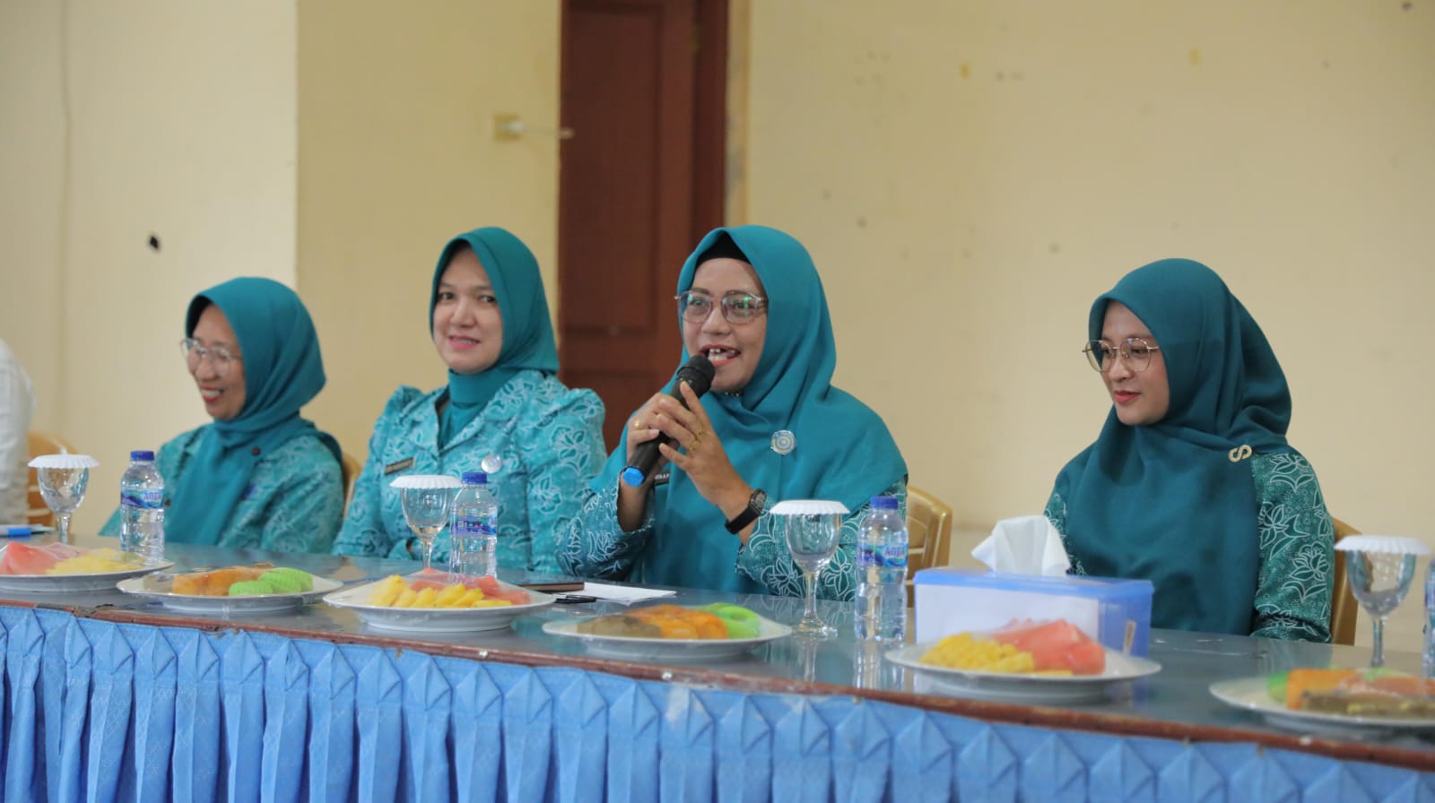 Tim PKK Babel Tinjau Lomba HKG di Bangka Selatan