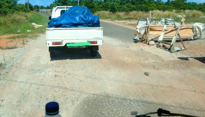 Anggota DPRD Basel Geram Jalan Sadai Rusak Akibat Crossing Tambak Udang: Segera Perbaiki, Jangan Lempar Tanggung Jawab
