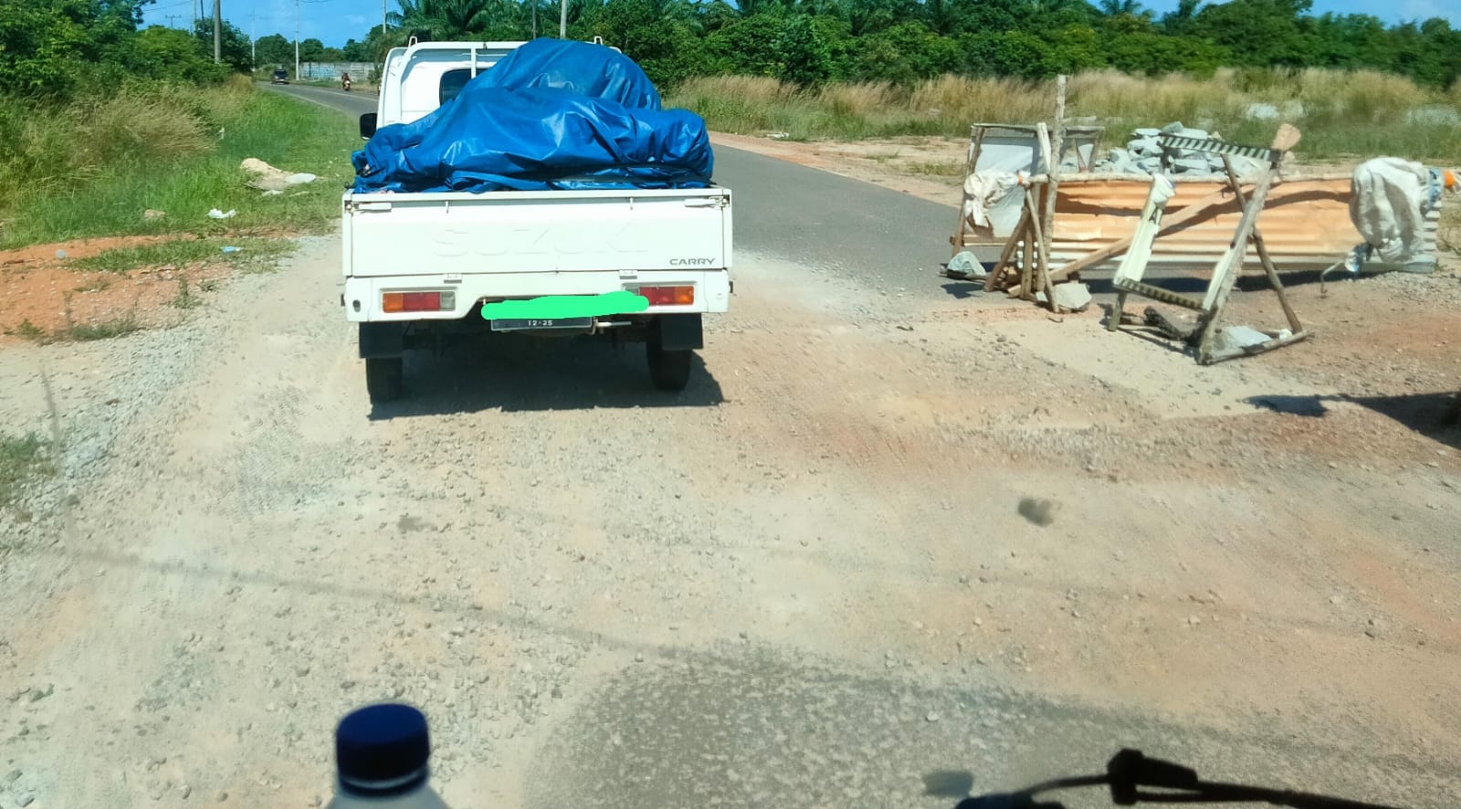 Anggota DPRD Basel Geram Jalan Sadai Rusak Akibat Crossing Tambak Udang: Segera Perbaiki, Jangan Lempar Tanggung Jawab