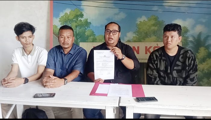 Kades Tanjung Labu dan Kuasa Hukumnya Siap Gugat PT SNS Soal Hak Plasma Warga
