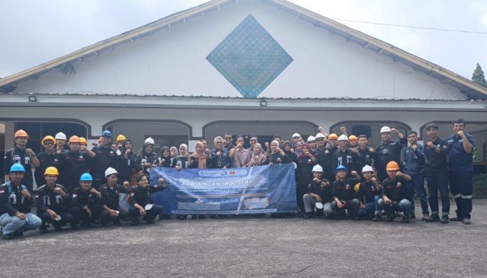 Puluhan Mahasiswa Polman Babel Kunjungi PT Timah, Belajar Langsung Proses Peleburan Timah