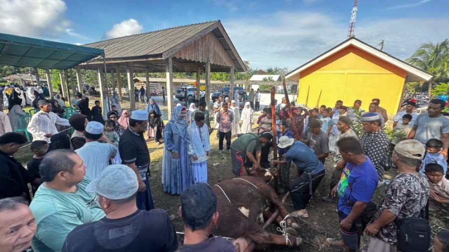 Wabup Basel Rayakan Iduladha di Desa Sengir, Minta Doa Agar Tetap Amanah