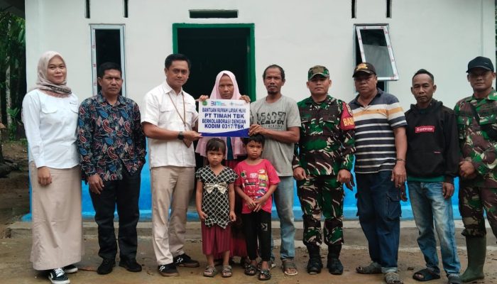 PT Timah Bangun 3 Rumah Layak Huni untuk Warga Karimun