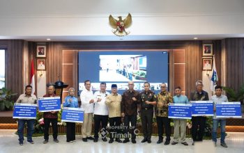 Dorong Kemandirian Desa, PT Timah Serahkan Bantuan Modal Usaha ke 18 BUMDes di Bangka Belitung