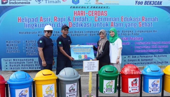 PT Timah Serahkan 5 Set Tong Sampah Terpilah ke SDN 1 Pemali