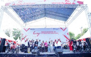 Dapat Motor di Perayaan HUT PT Timah di Kundur, Siti Hajar: Alhamdulillah Ini Rezeki Anak Saya