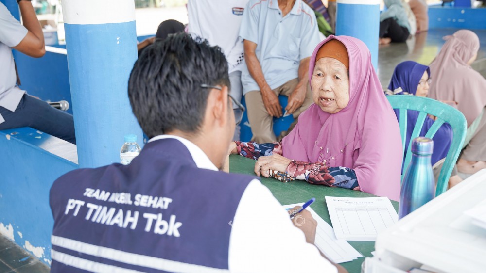 Ratusan Warga Manfaatkan Pengobatan Gratis HUT ke-49 PT Timah di Belinyu