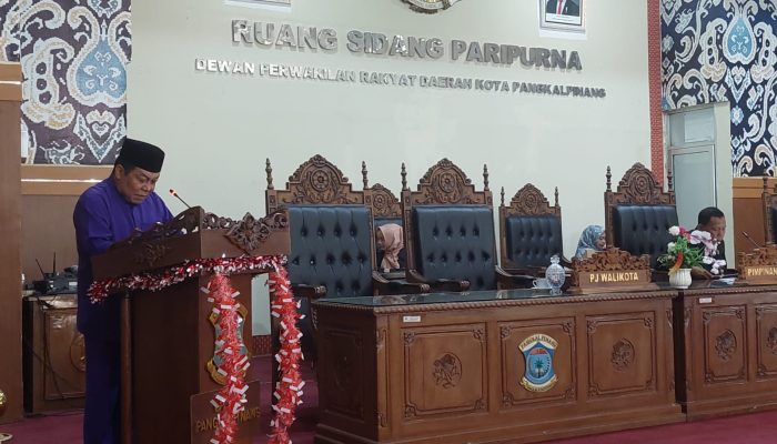 Unu Beberkan Strategi Pangkalpinang Jadi Smart City di Paripurna DPRD