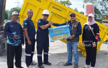Dukung Pengelolaan Sampah, PT Timah Perbaiki Kontainer Sampah di Kabupaten Bangka