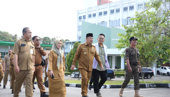Pasca Hilang Alkes Miliaran, Hidayat Arsani Janji Benahi Total RSUP Soekarno: Sudah Saya Lapor ke Kejati dan Polda