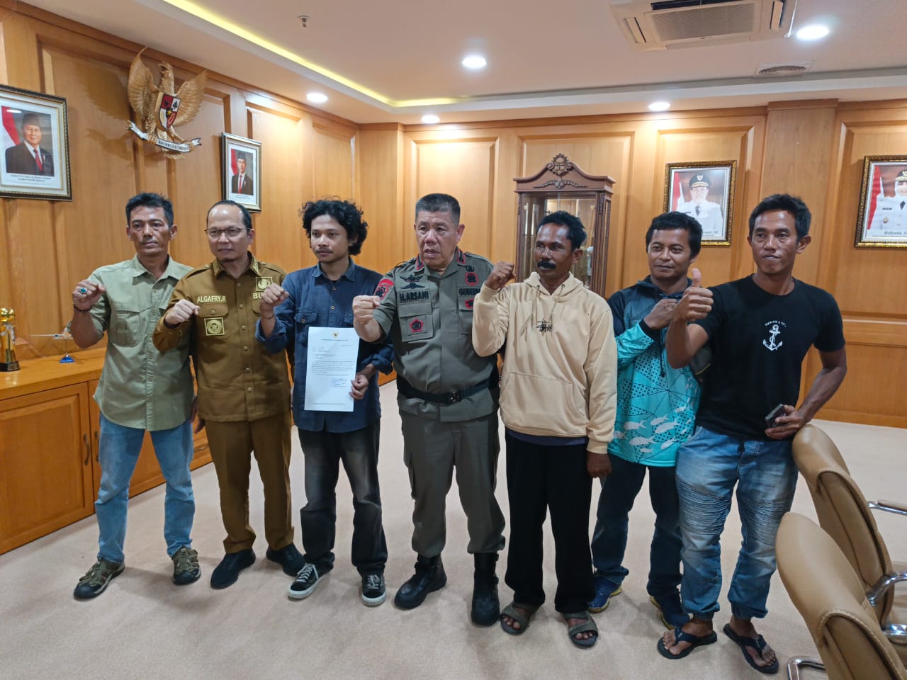 Desak Cabut IUP Tambang Laut Batu Beriga, Begini Respon Gubernur Babel Saat Temui Nelayan