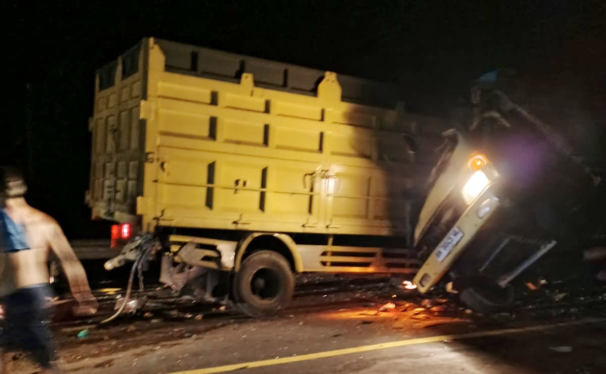 Tiga Truk Tabrakan Beruntun di Desa Bikang, 1 Tewas di Tempat, 4 Luka-Luka
