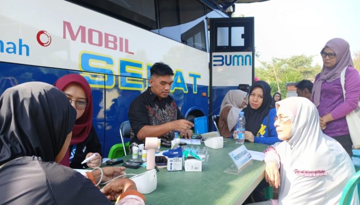 Usai Senam Bersama, Warga Tanjung Pakdan dan Teluk Rubiah Dapat Layanan Kesehatan Gratis dari PT Timah