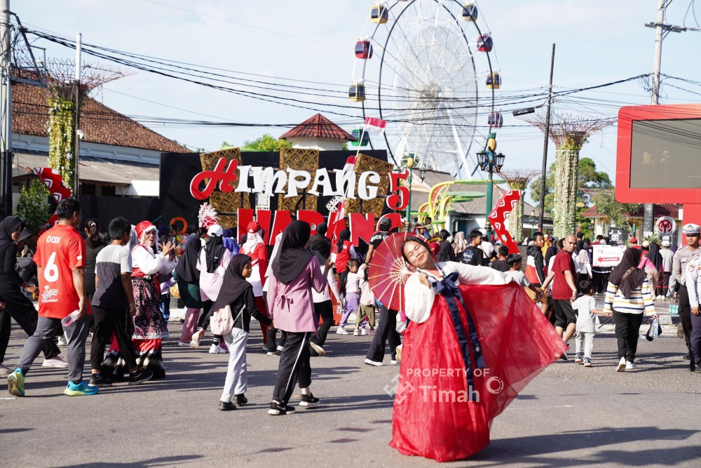 Kostum Unik Noni Belanda dan Spiderman Curi Perhatian di Pekan Sehat PT Timah Bangka Selatan