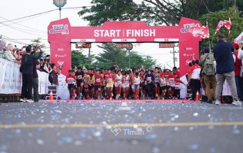 Sportif dan Meriah, Ribuan Peserta Ikut TINS Half Marathon 2025