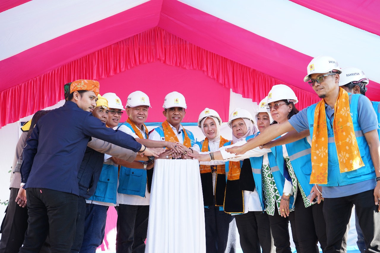 PLN Nyalakan Listrik 24 Jam untuk 607 KK di Kecamatan Lindu