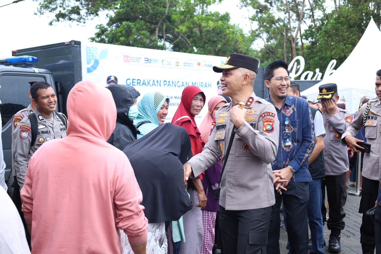 Polda Babel Gelar Gerakan Pangan Murah Di Bhaypark, Bantu Warga Beli Beras Harga Terjangkau
