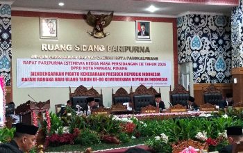 Pj Wali Kota Pangkalpinang Hadiri Paripurna Dengar Pidato Kenegaraan Presiden RI