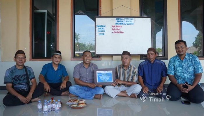PT Timah Salurkan Bantuan Sarana Ibadah Masjid Al Qomar