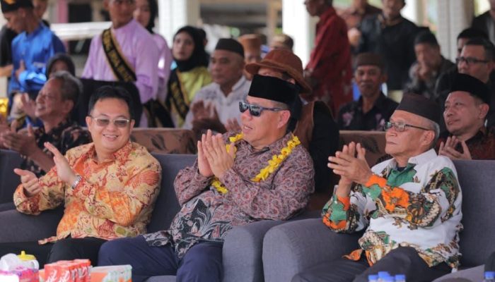 Gubernur Hidayat Arsani Hadiri Pesta Kapong Kundi, Ajak Lestarikan Tradisi