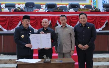 Hidayat Arsani Hadiri Paripurna DPRD Babel, Tiga Ranperda Disahkan