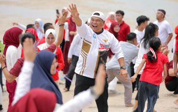 Diskominfo Babel Gelar Family Gathering di Pantai Pukan 2