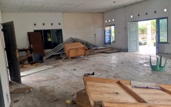 Ratusan Warga Desa Bencah Geruduk Pos PT Timah, Desak Satgas Halilintar Angkat Kaki