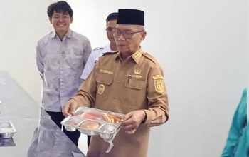 Wabup Bangka Barat Soroti Menu Hamburger dalam Program MBG