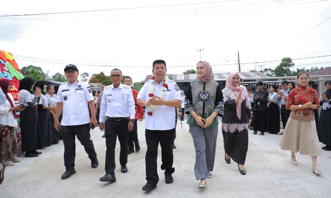 Bangga Lihat Fasilitas Sekolah