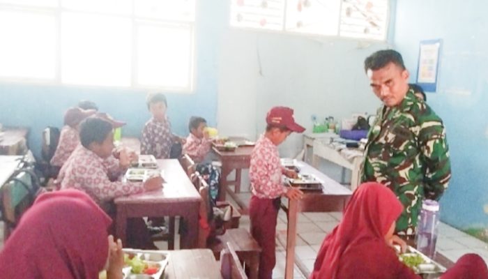Babinsa Koramil 2304/Anyar Laksanakan Pendampingan dan Pembinaan Teritorial di Wilayah Binaan