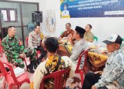 Babinsa Koramil 2304/Anyar Gelar Komsos Bahas Kamtibmas dan Kebersihan Lingkungan di Wilayah Binaan