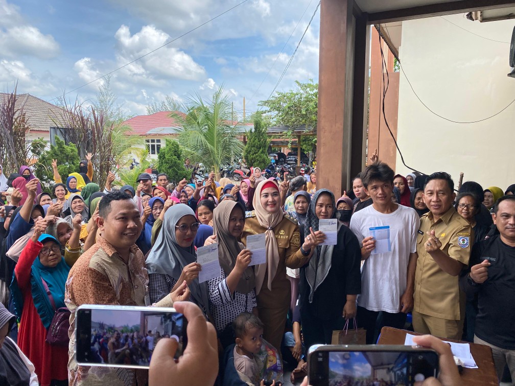 Ratusan Pelaku UMKM di Bangka Selatan Terima Bantuan Modal Usaha