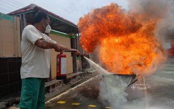 Kolaborasi dengan Pemdes, PT Timah Gelar Pelatihan Tanggap Bencana di Desa Air Putih