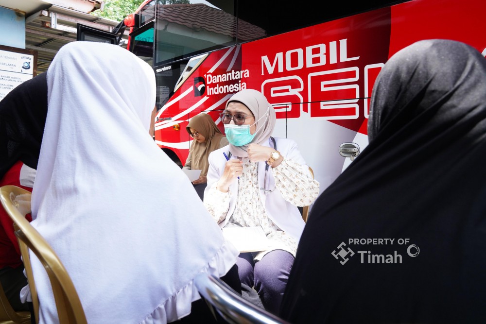 Mobil Sehat PT Timah Sambangi Desa Cambai