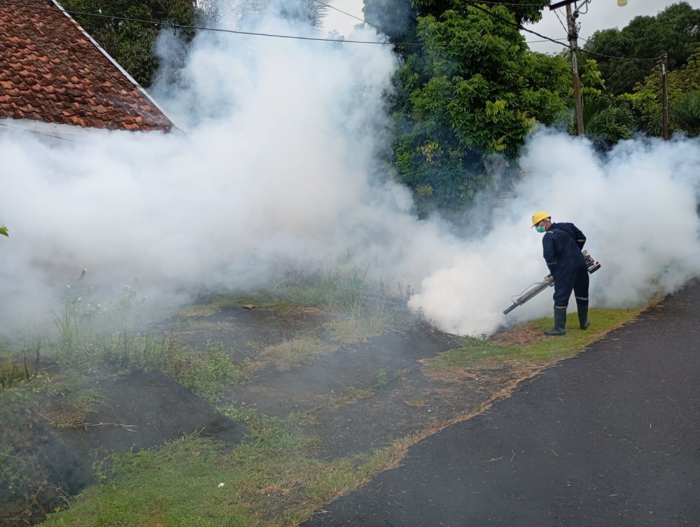 Cegah DBD, PT Timah Tbk Lakukan Fogging Hingga Sosialisasikan 3M di Bangka Barat