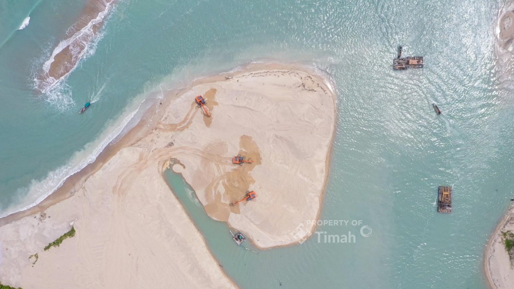 Akses Kapal Nelayan di Alur Muara Air Kantung Kembali Terbuka Usai Pengerukan oleh PT Timah