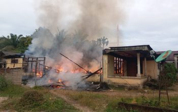 Rumah Semi Permanen di Desa Sangku Ludes Dilalap Si Jago Merah