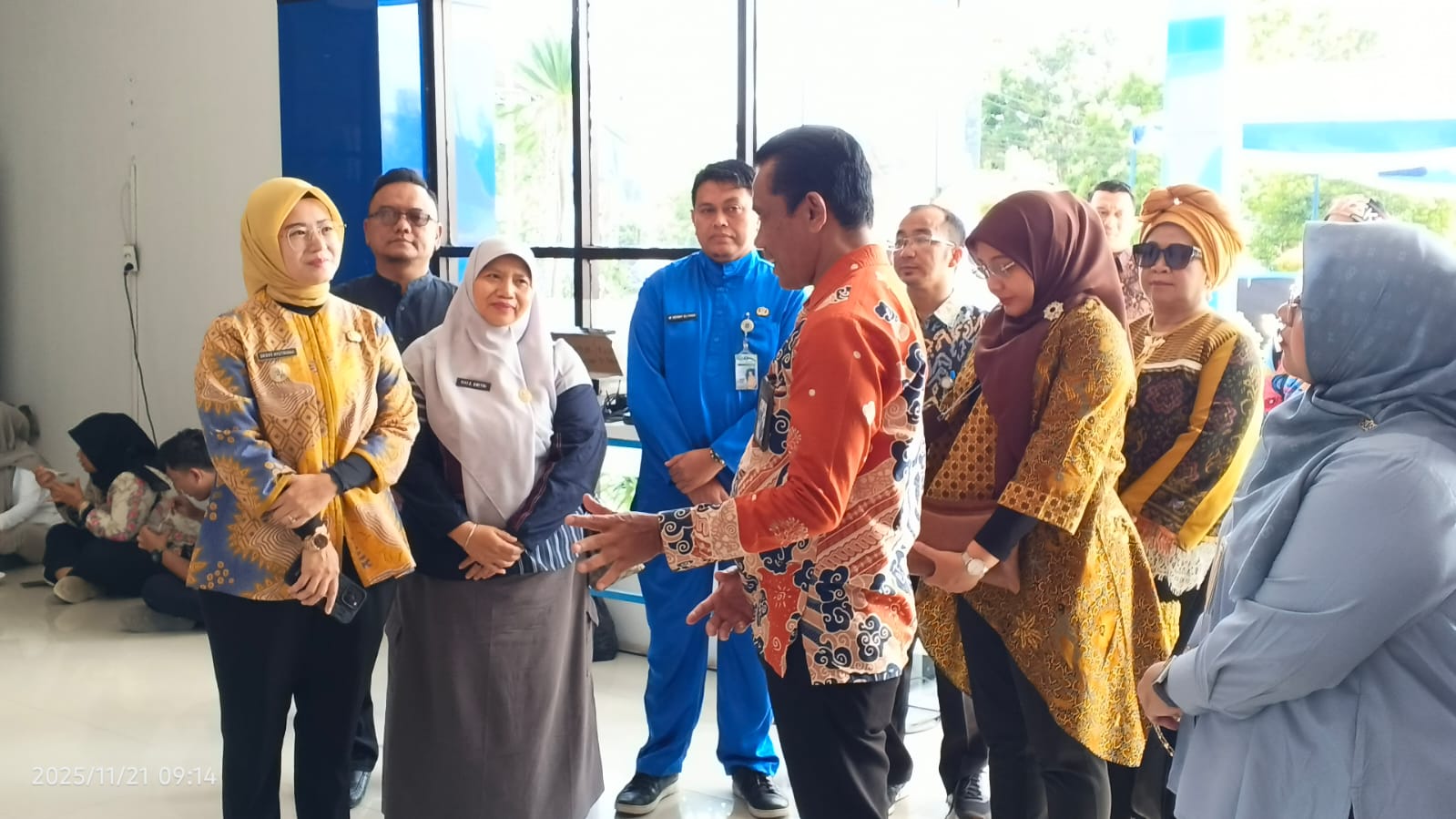 Wakil Wali Kota Pangkalpinang Resmikan Bazar Pangan Murah HUT TVRI Babel ke-11