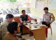 Babinsa Koramil 2302/Bojonegara Gelar Komsos Bahas Keamanan dan Gotong Royong Bersama Warga