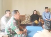 Babinsa Koramil 2306/Mancak Tingkatkan Komunikasi Sosial dengan Warga di Dua Desa