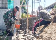 Babinsa Koramil 2304/Anyar Laksanakan Karya Bakti Bersama Warga di Dua Desa