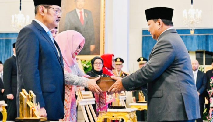 Prabowo Subianto Kukuhkan Pahlawan Bangsa, Ahli Waris Saksikan Momen Bersejarah