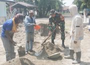 Koramil 2301/Cilegon Gelar Karya Bhakti Perbaikan Jalan dan Drainase di Dua Kelurahan